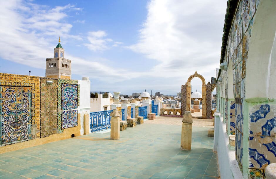 Framförallt åker turisterna till huvudstaden Tunis